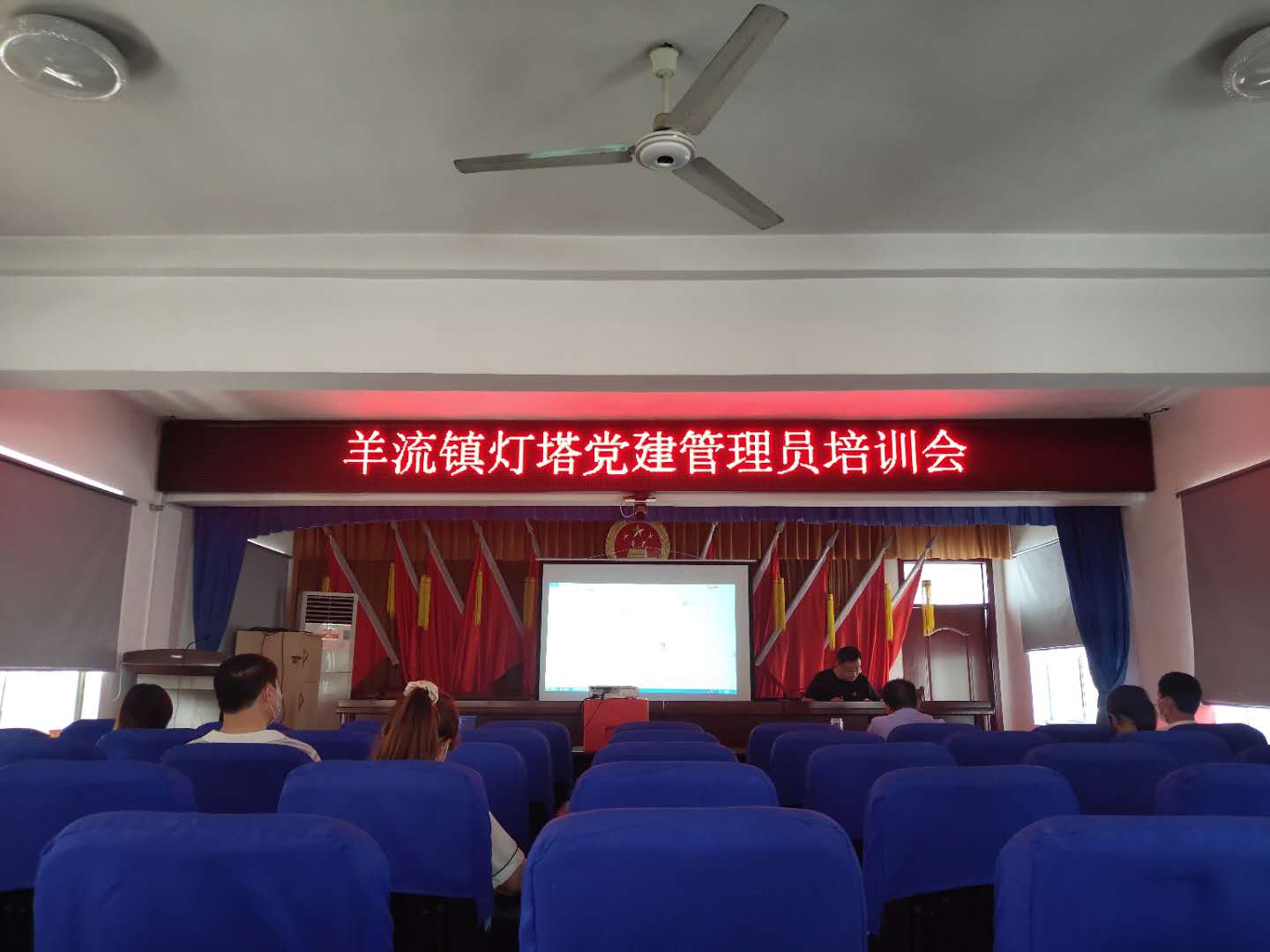 山東興源機械有限公司官網(wǎng)|起重機|行車|山東興源機械|單梁起重機|電動葫蘆|起重配件|m.huanchebaodian.cn|xyqzj|xyqzj.com|興源起重機|興源|起重機行車|起重設備|起重機械